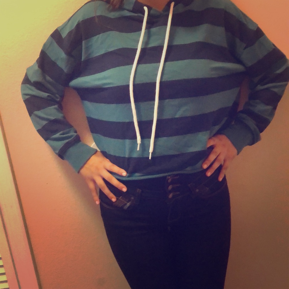 Junior Crop Striped Hoodie